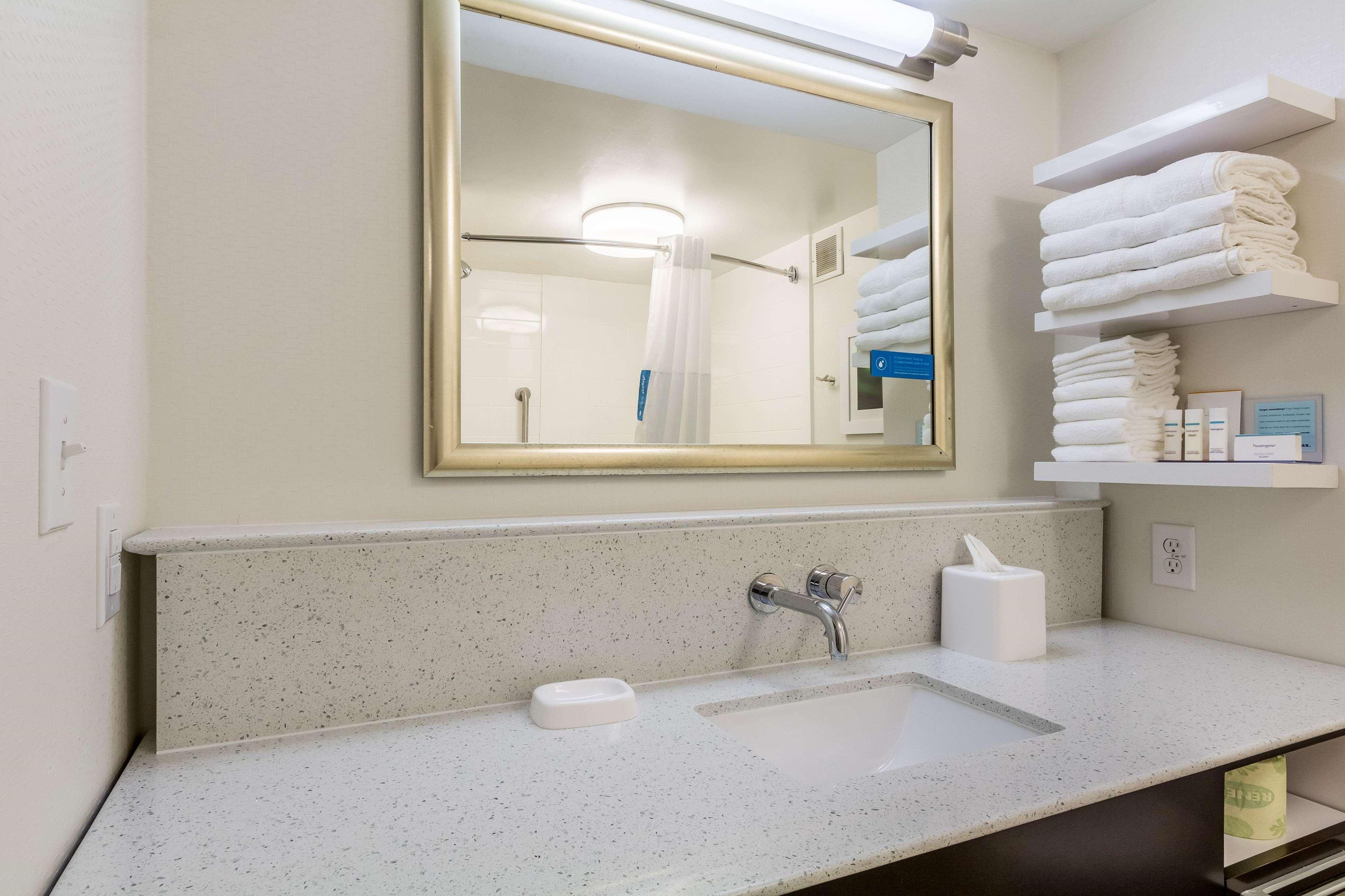 Hampton Inn Jackson Pearl Intrntl Airport Extérieur photo