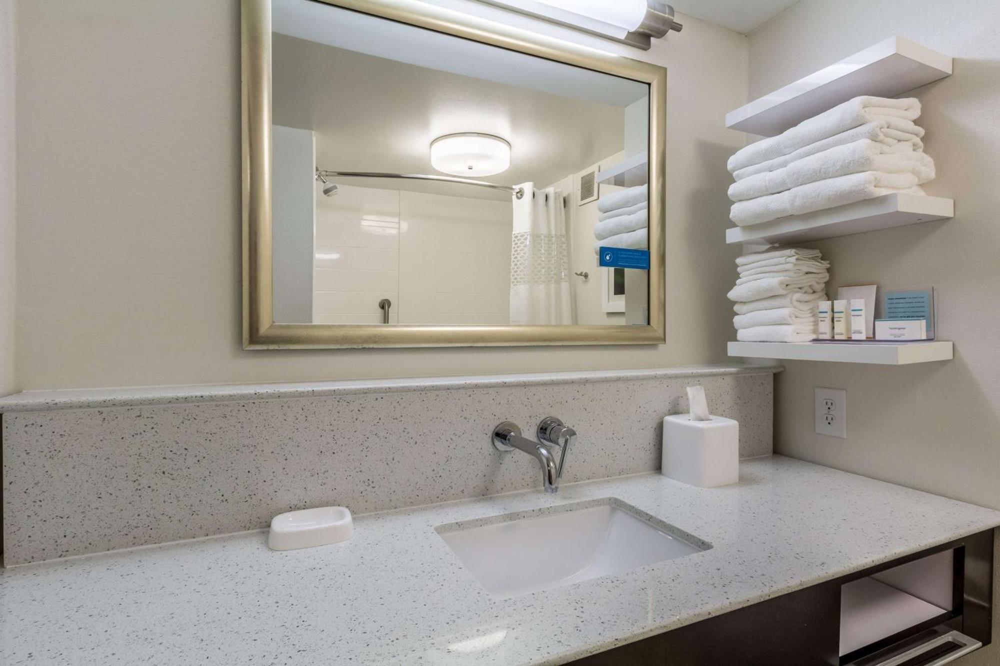 Hampton Inn Jackson Pearl Intrntl Airport Extérieur photo
